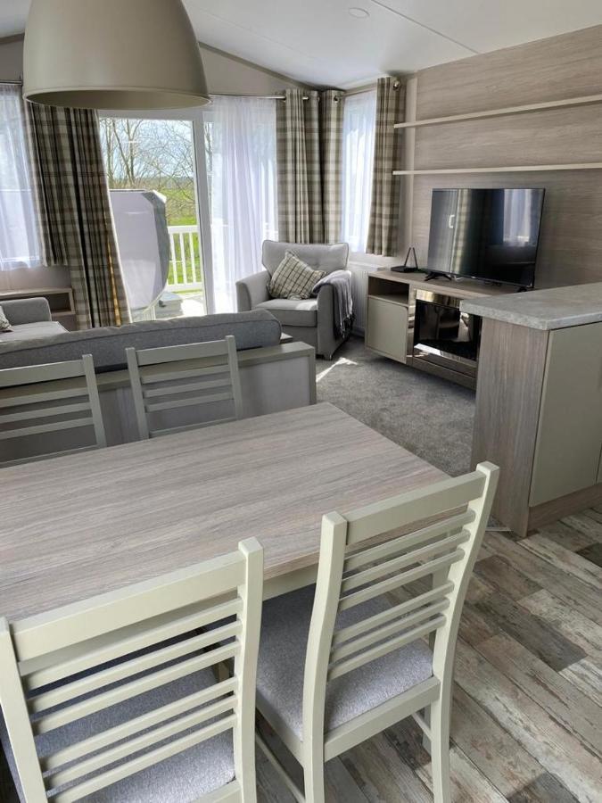 Luxury Holiday Home Sleeps 6 Pet Friendly St Austell Bagian luar foto